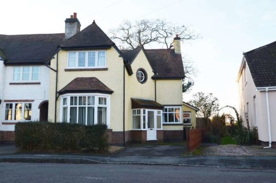 3 Bedroom End of Ter...